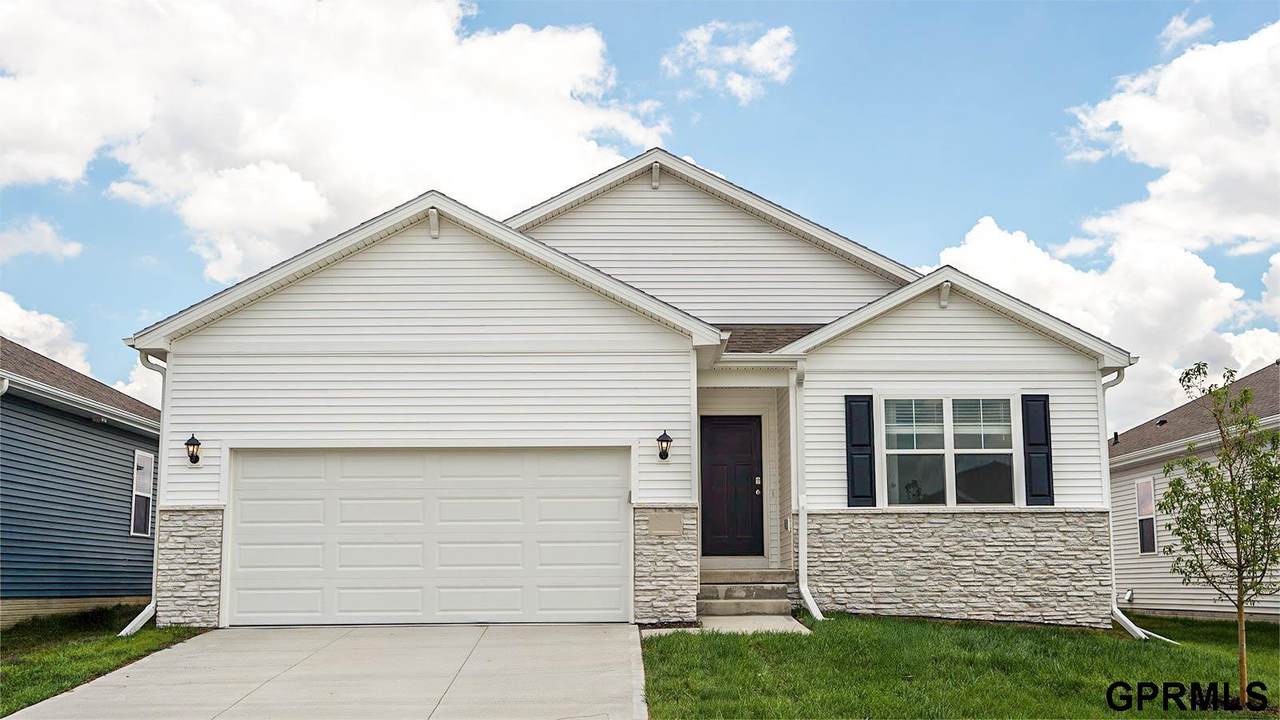 11607 56th Street - Photo 1