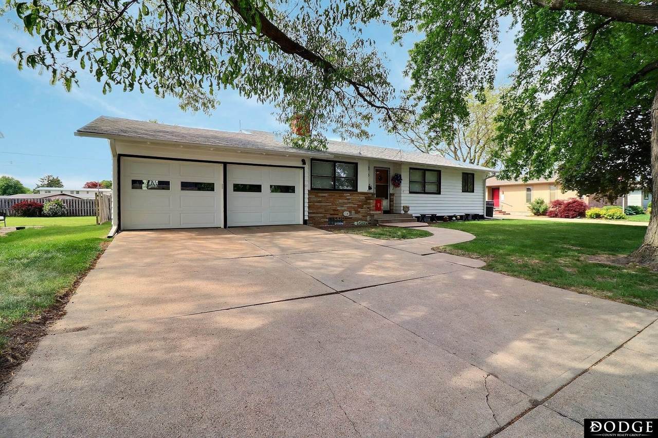 1963 9th Street - Photo 1