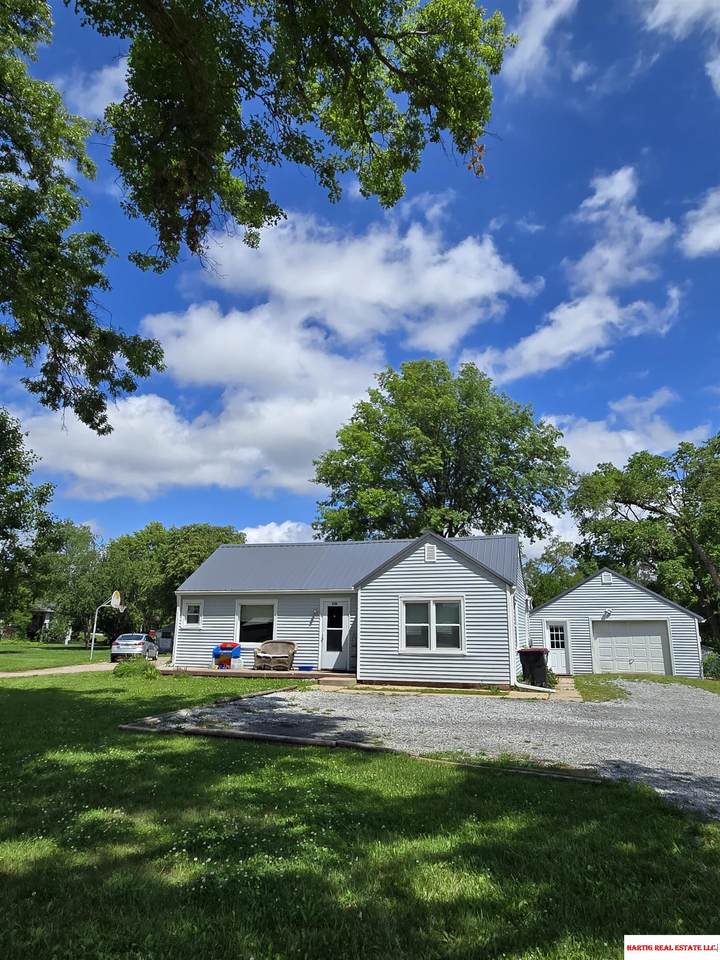 2118 Lincoln Street - Photo 1