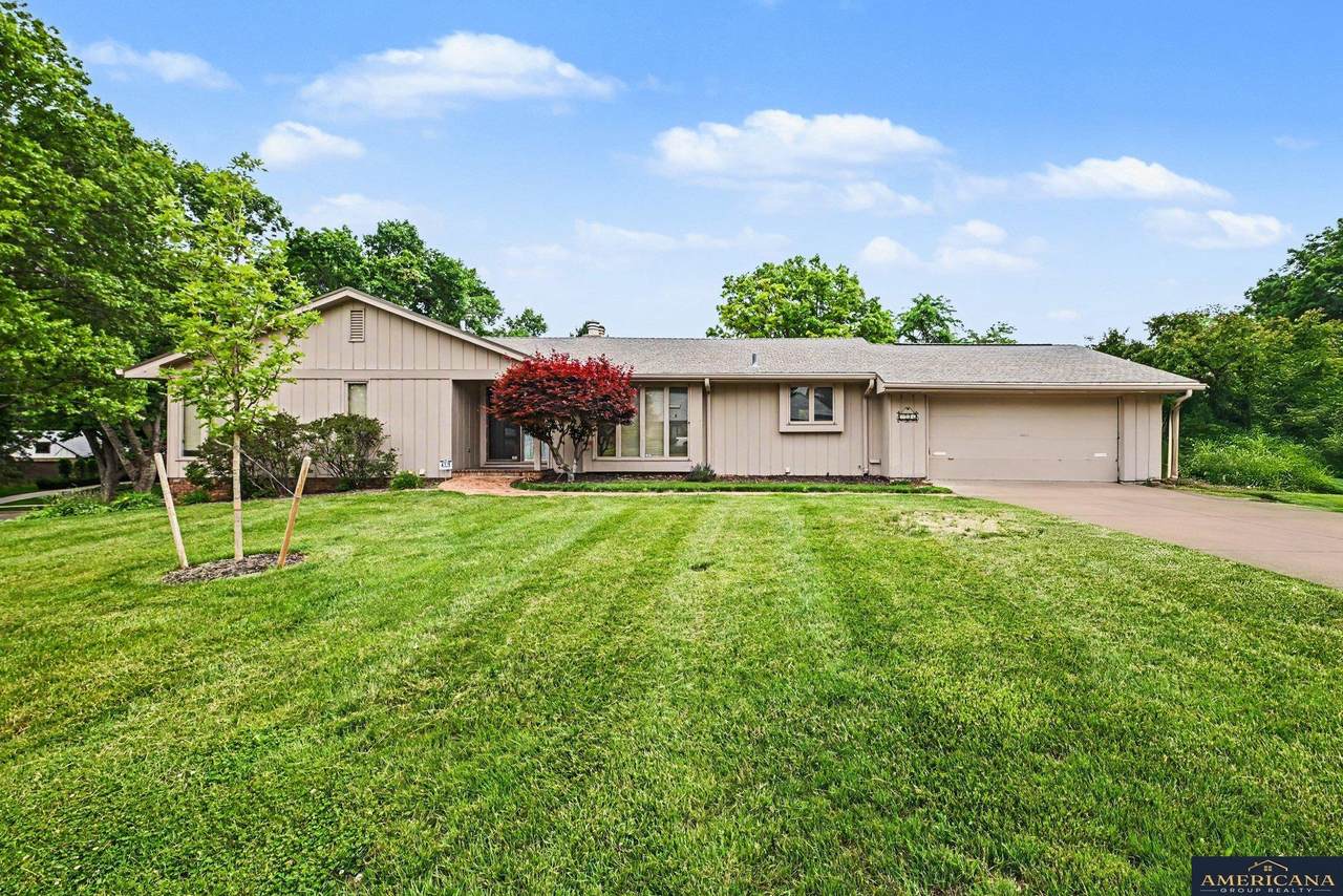 9916 Devonshire Drive - Photo 1