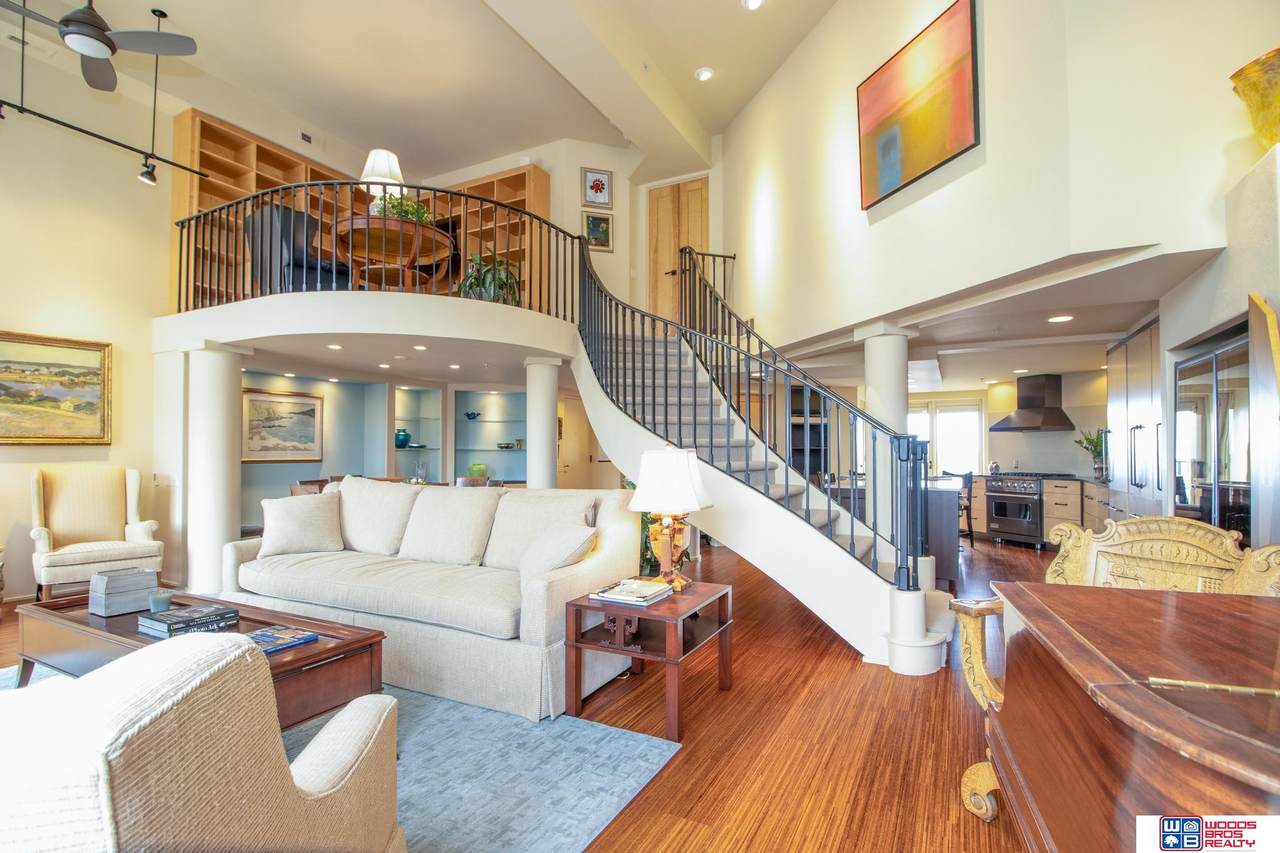 128 13th Street - Photo 1
