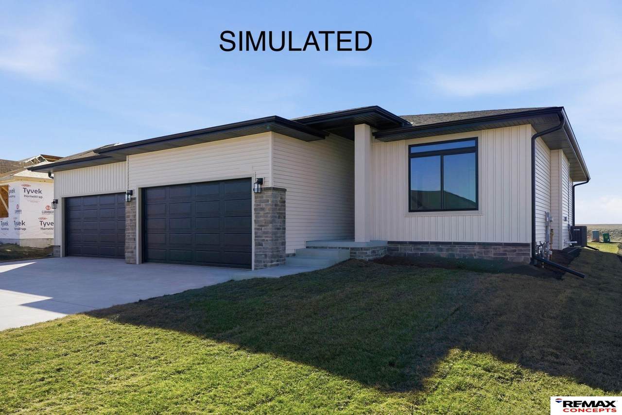 10411 77th Street - Photo 1