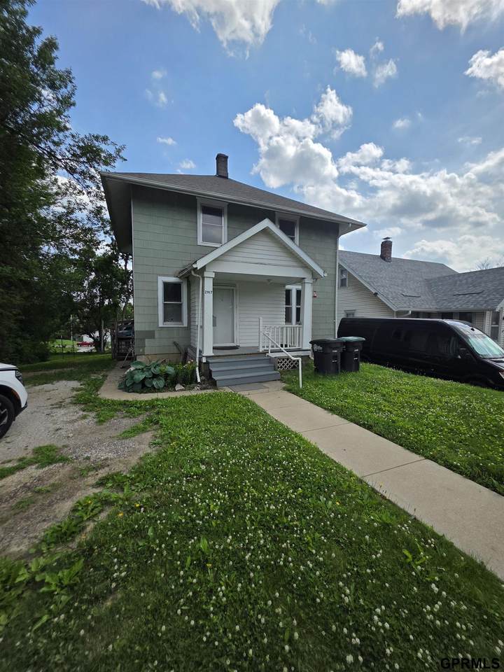 2917 Myrtle Avenue - Photo 1