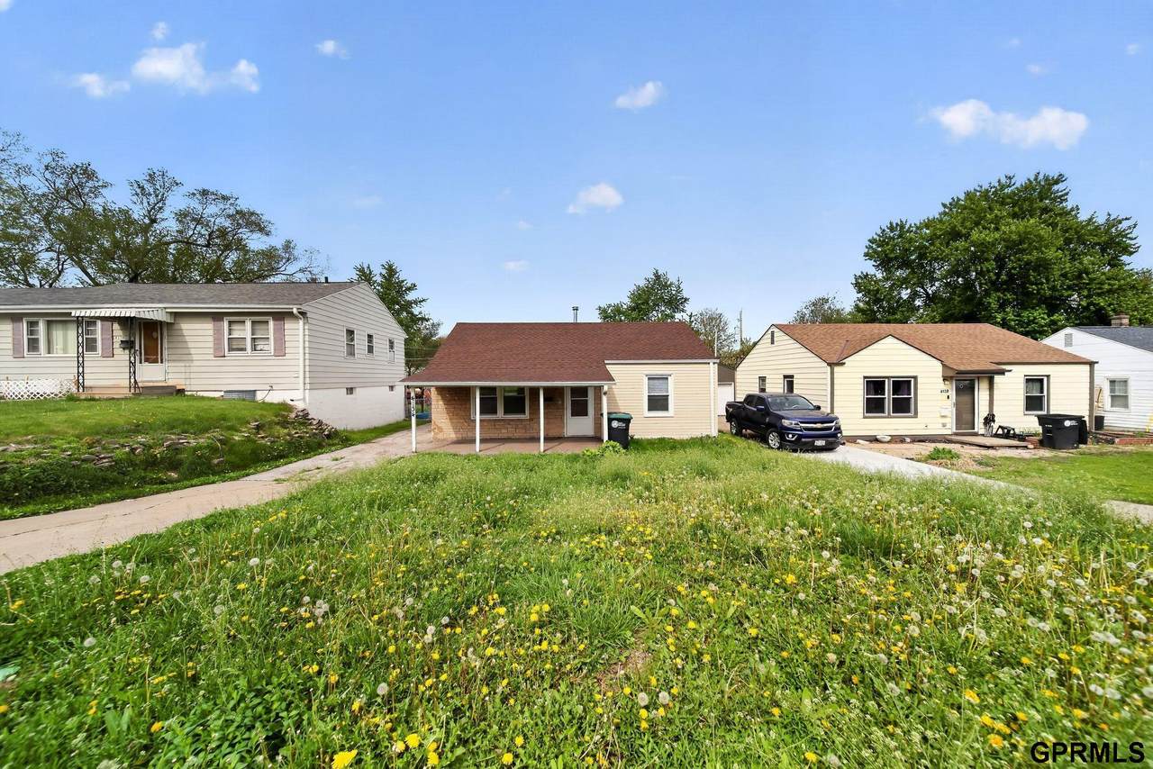 4134 62Nd Street - Photo 1