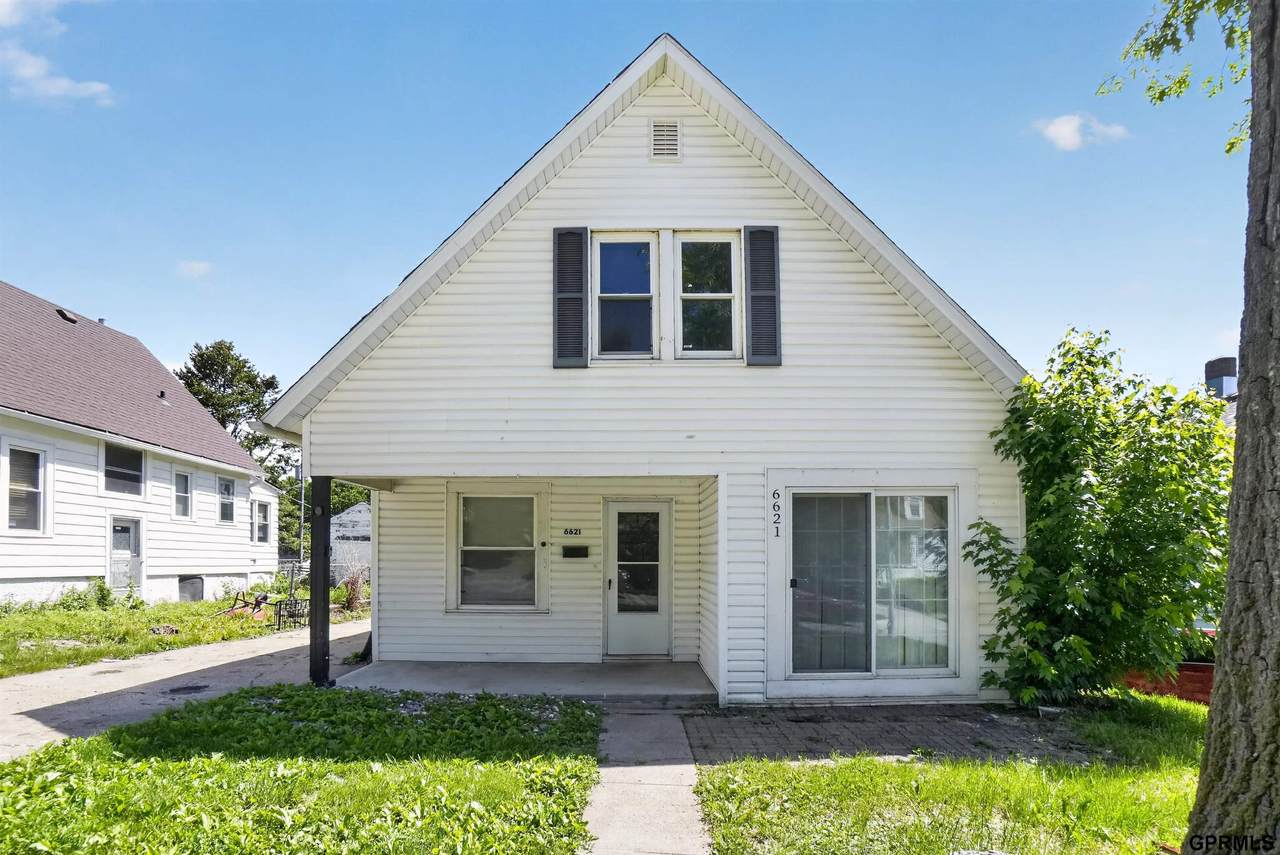 6621 Pinkney Street - Photo 1