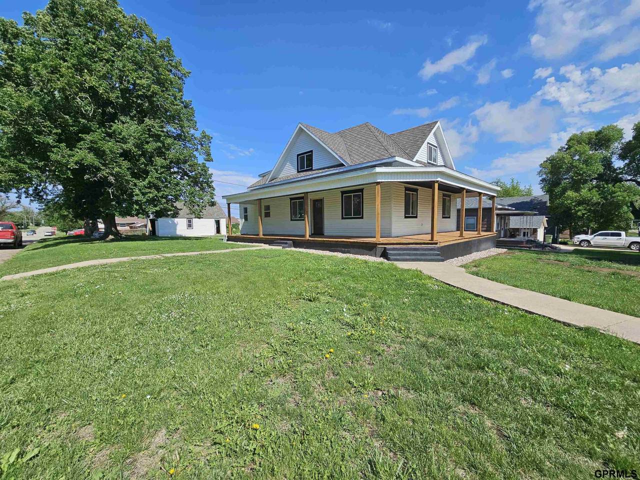 111 Hickory Street - Photo 1