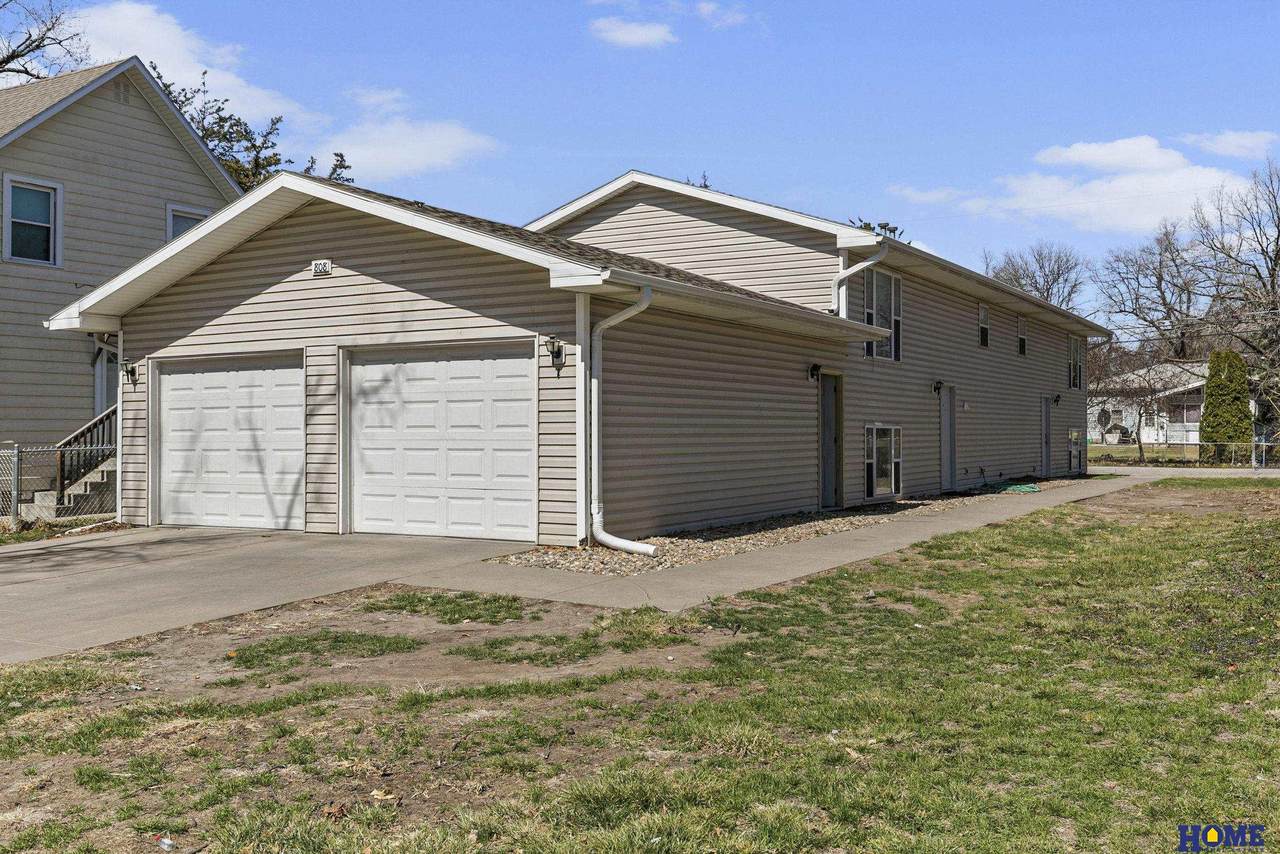 808 Peach Street - Photo 1