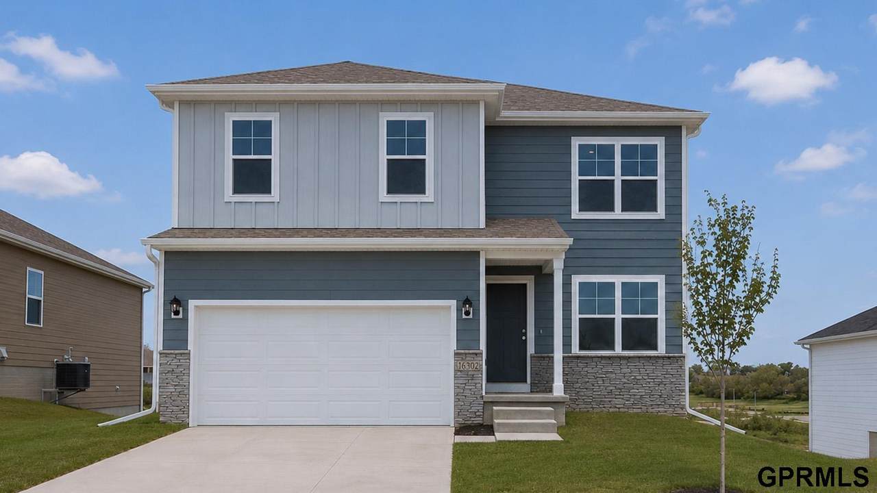 7209 204TH Avenue - Photo 1