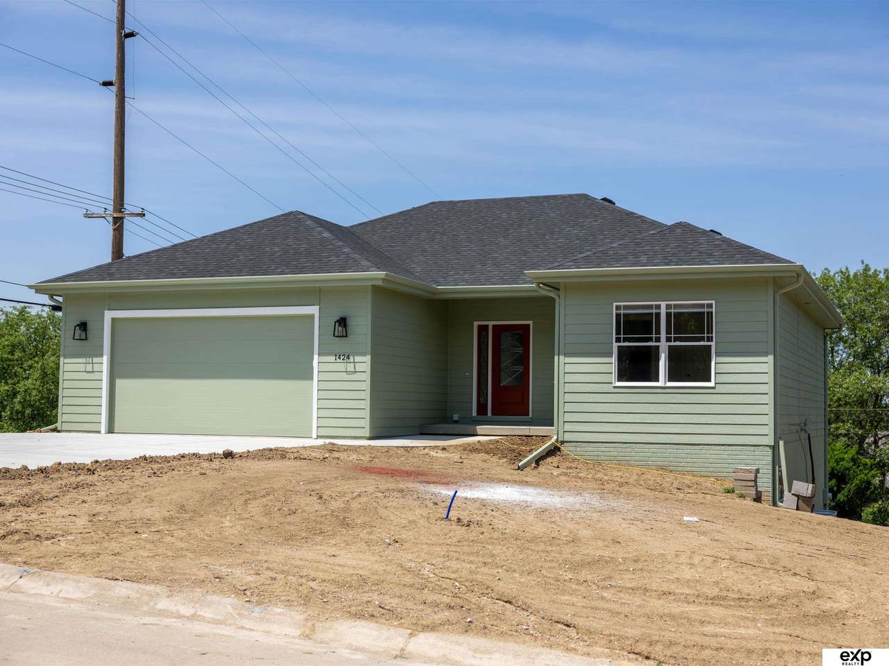 1424 2nd Avenue - Photo 1