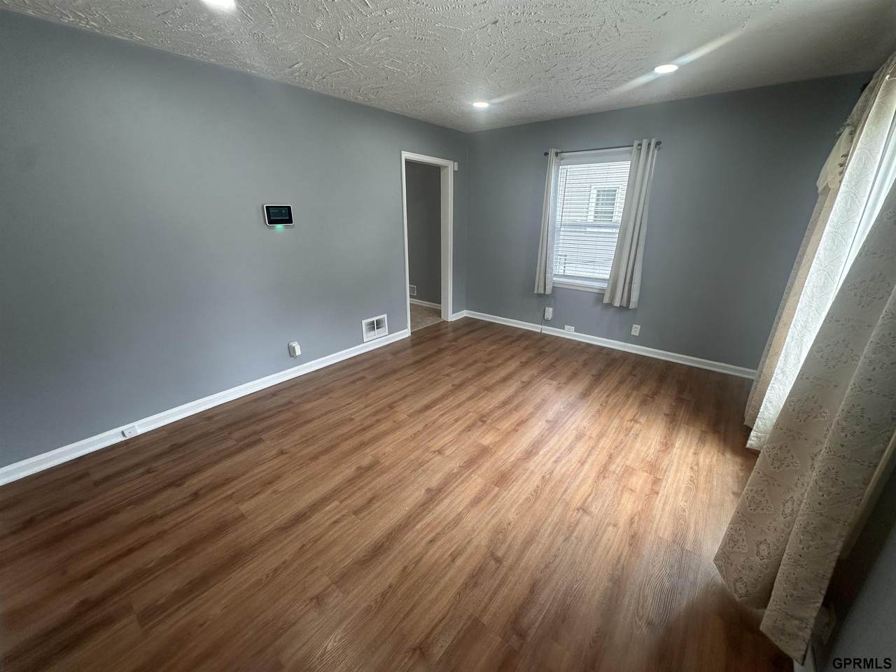 https://bt-photos.global.ssl.fastly.net/omaha/1280_boomver_1_22617793-2.jpg