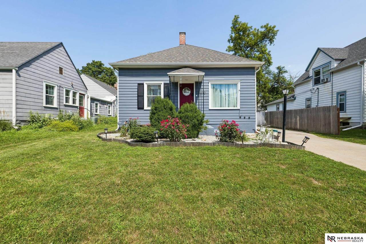 3810 47th Street - Photo 1