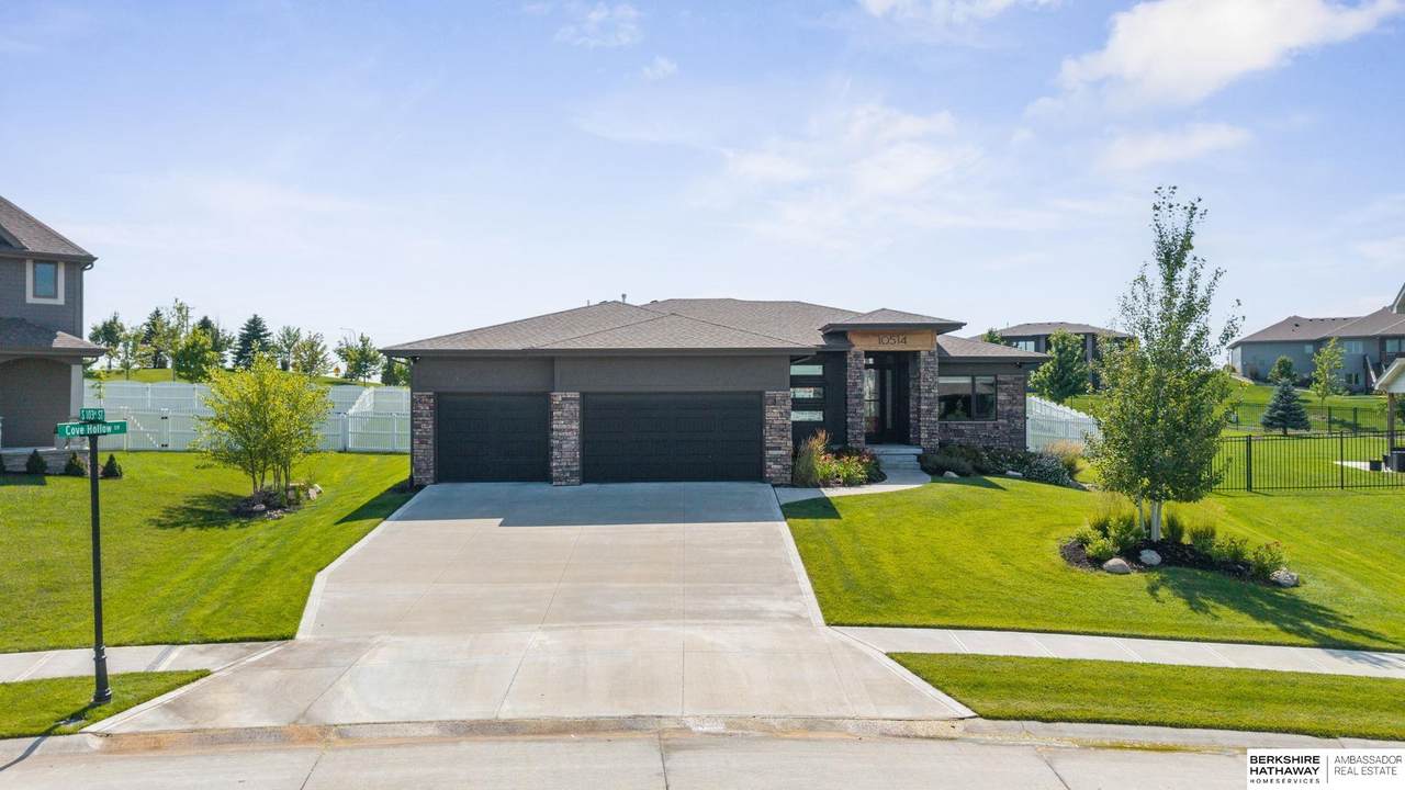 10514 103rd Street - Photo 1
