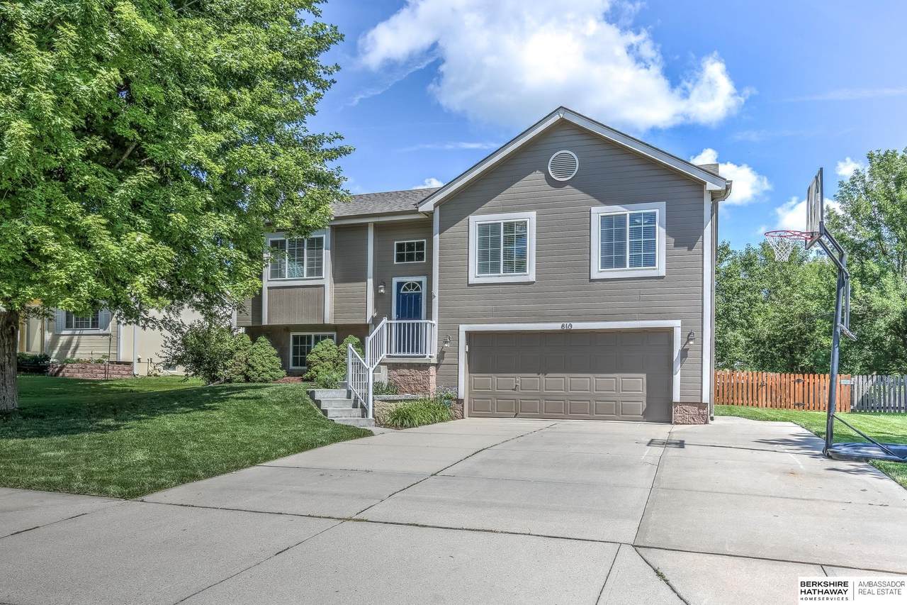 810 Clearwater Drive - Photo 1