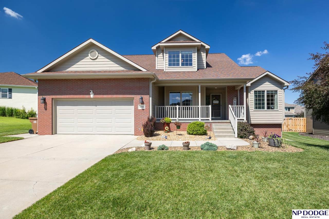 4801 Landsberry Lane - Photo 1