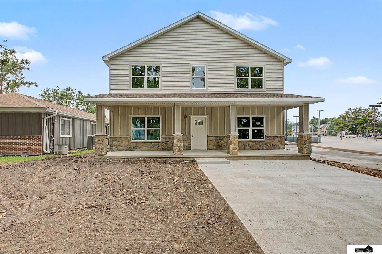2927 P Street - Photo 1