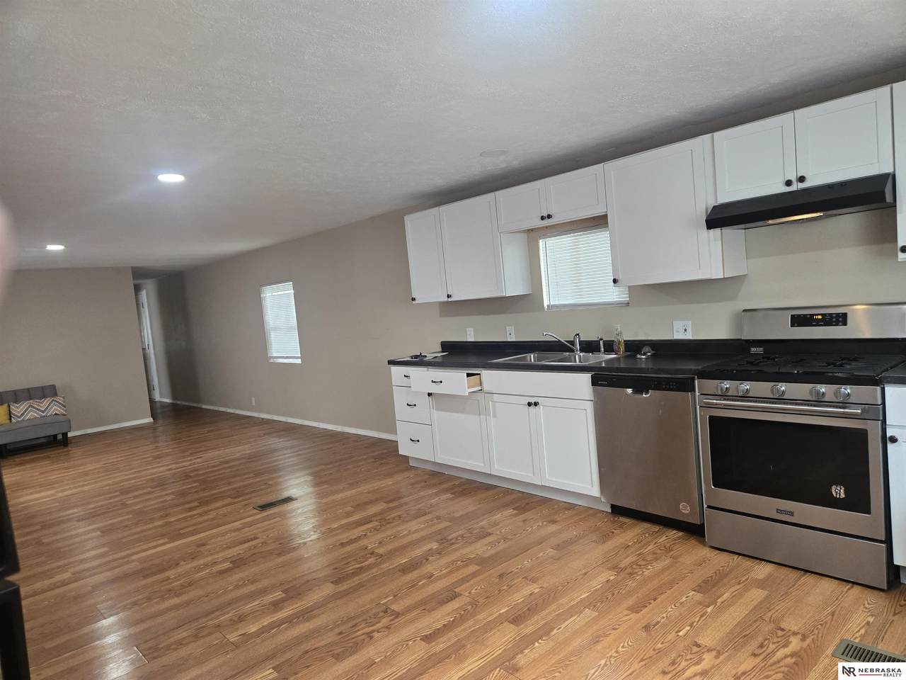 12616 Aurora Plaza - Photo 1
