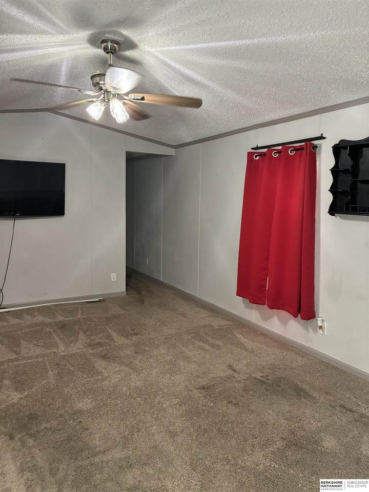 https://bt-photos.global.ssl.fastly.net/omaha/1280_boomver_1_22621135-2.jpg