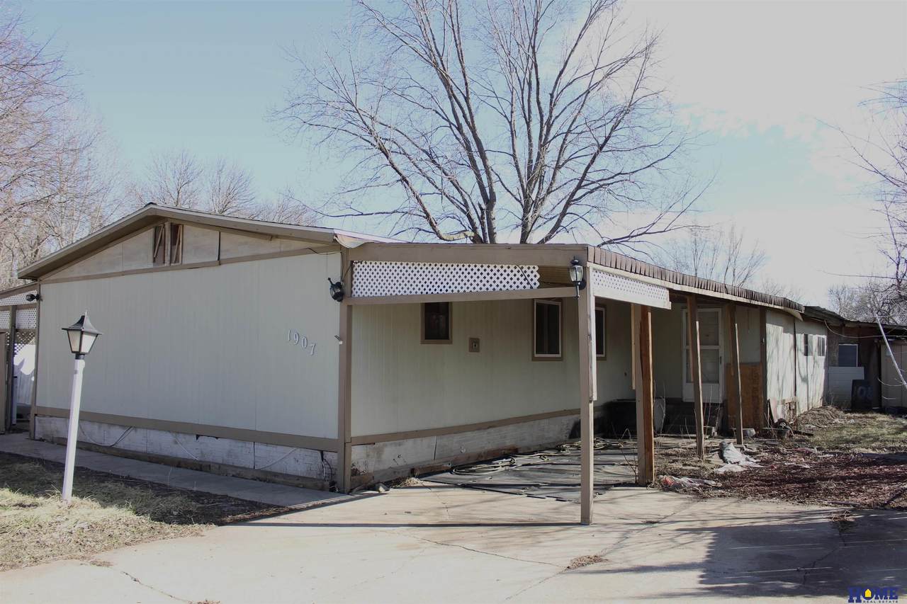 1907 Bellville Circle - Photo 1