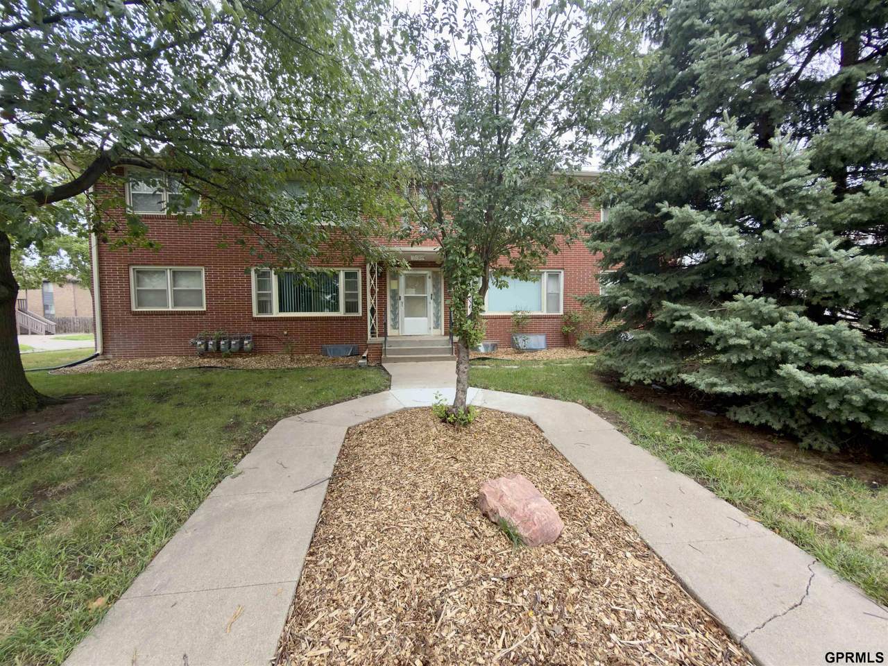 https://bt-photos.global.ssl.fastly.net/omaha/1280_boomver_1_22622815-2.jpg