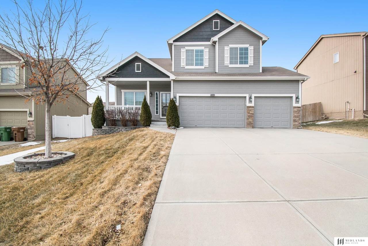 14200 18th Street - Photo 1