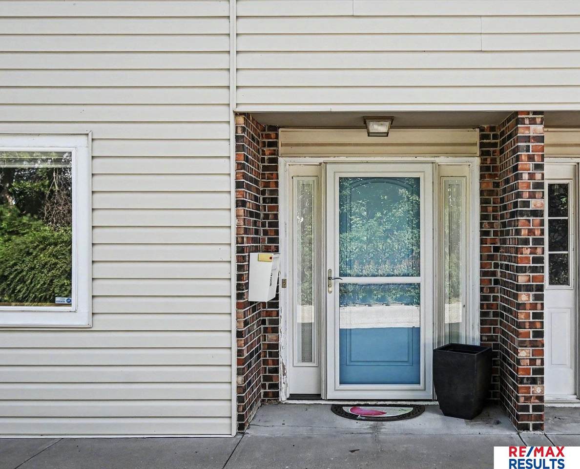 1120 Delmar Street - Photo 1