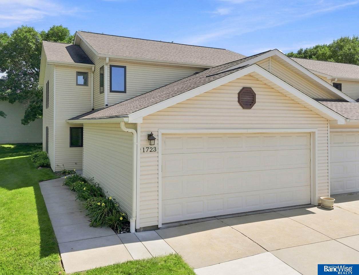 1723 Surfside Drive - Photo 1