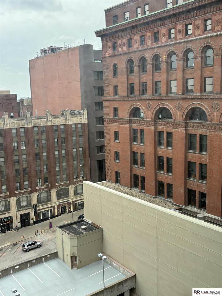 210 16th Street - Photo 1