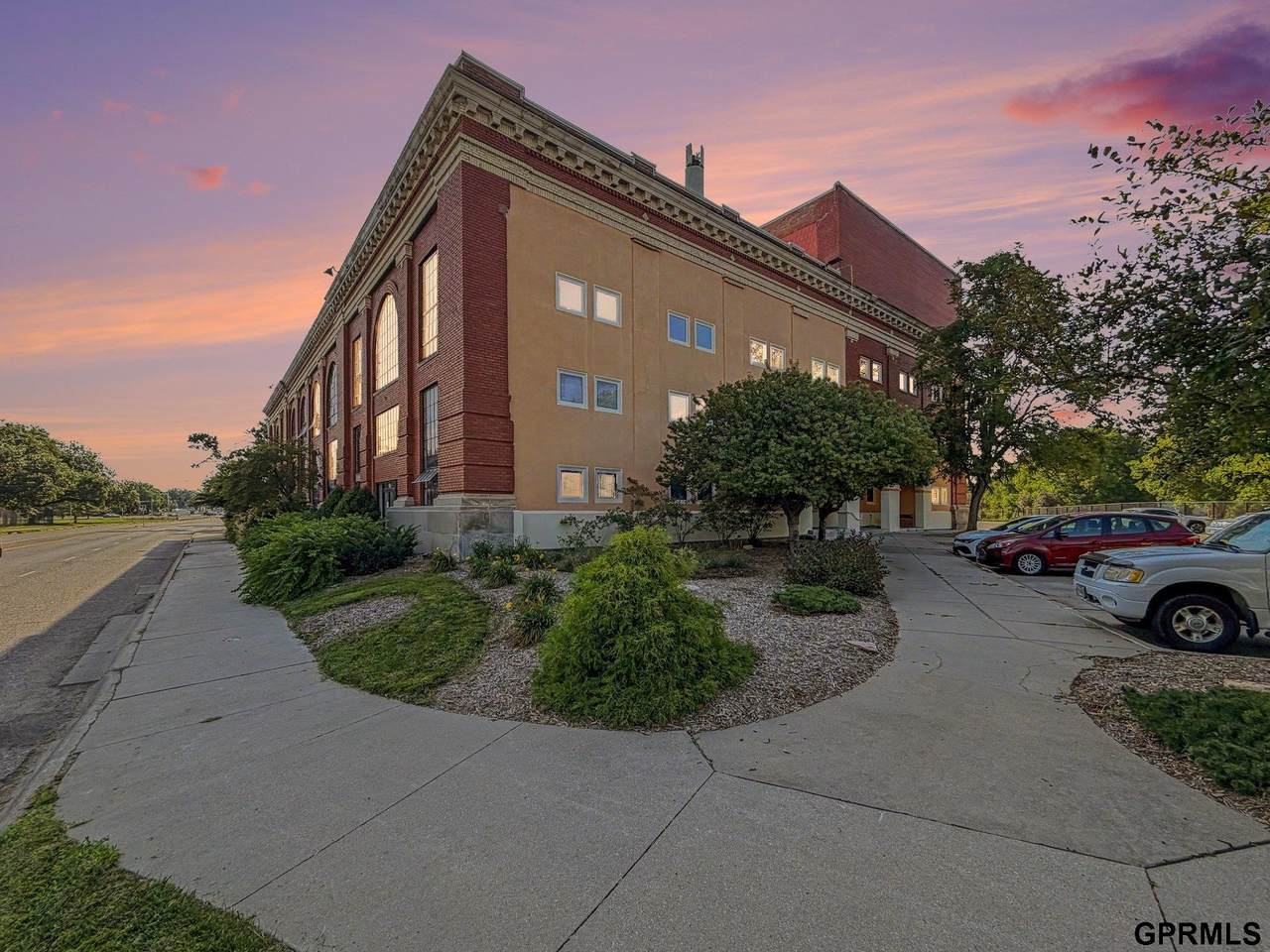 2901 A Street - Photo 1
