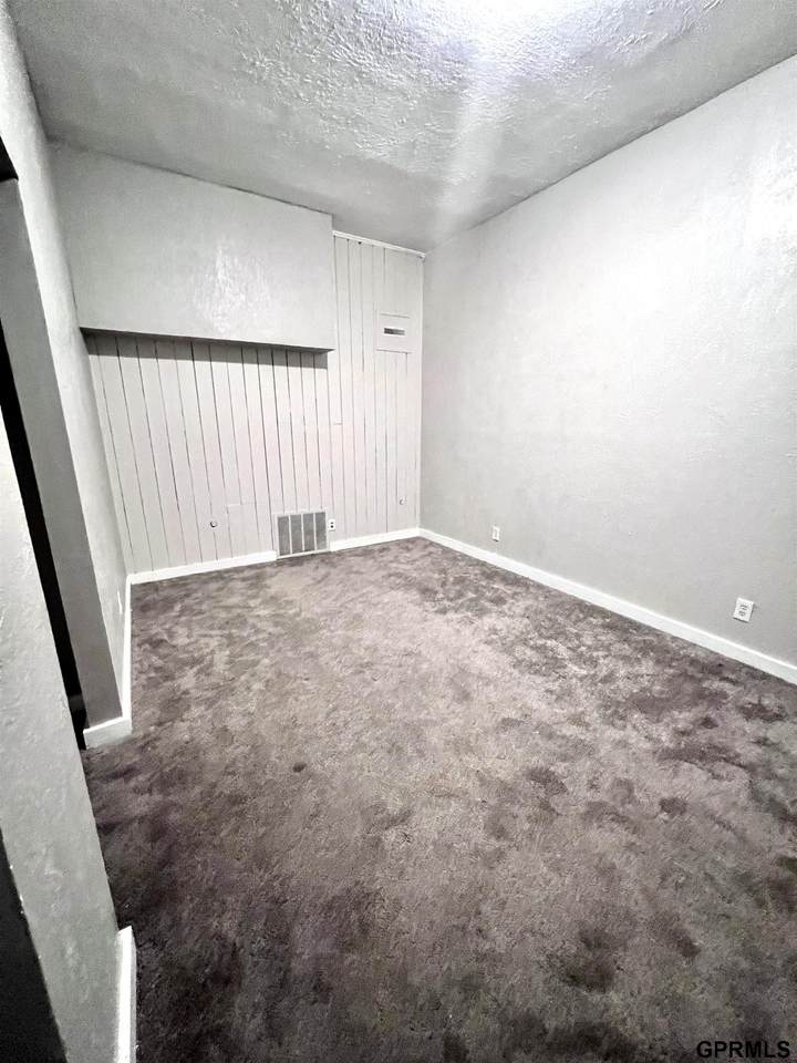 https://bt-photos.global.ssl.fastly.net/omaha/1280_boomver_1_22626605-2.jpg