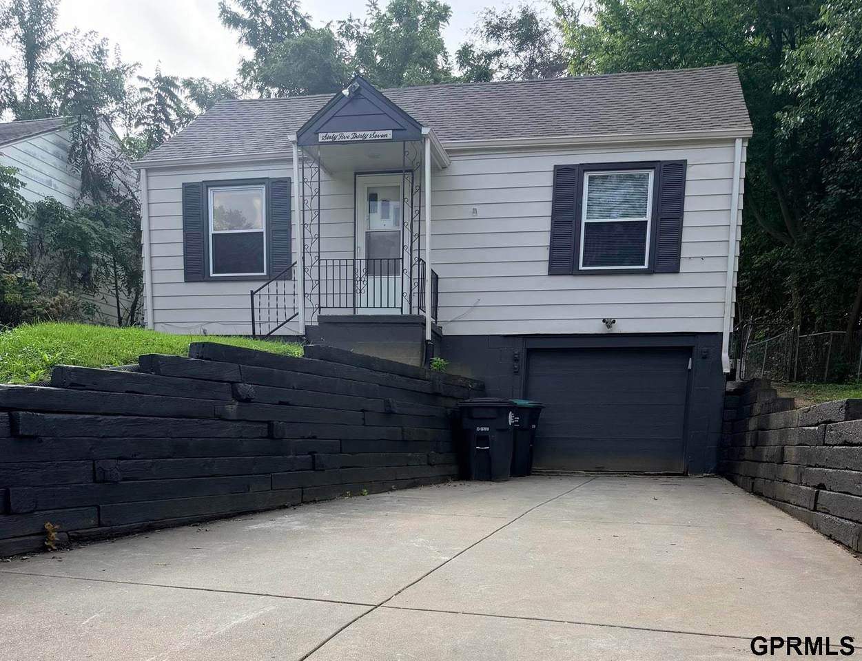 6537 Franklin Street - Photo 1
