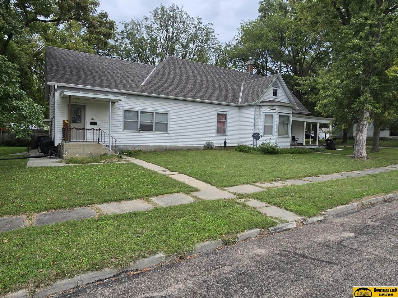 1120-1122 Washington Street - Photo 1