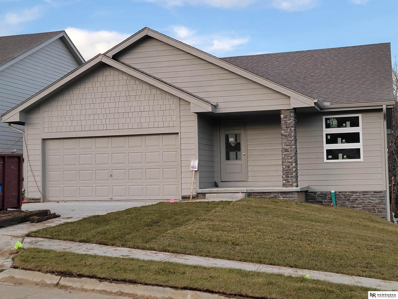 1372 Poulson Drive - Photo 1