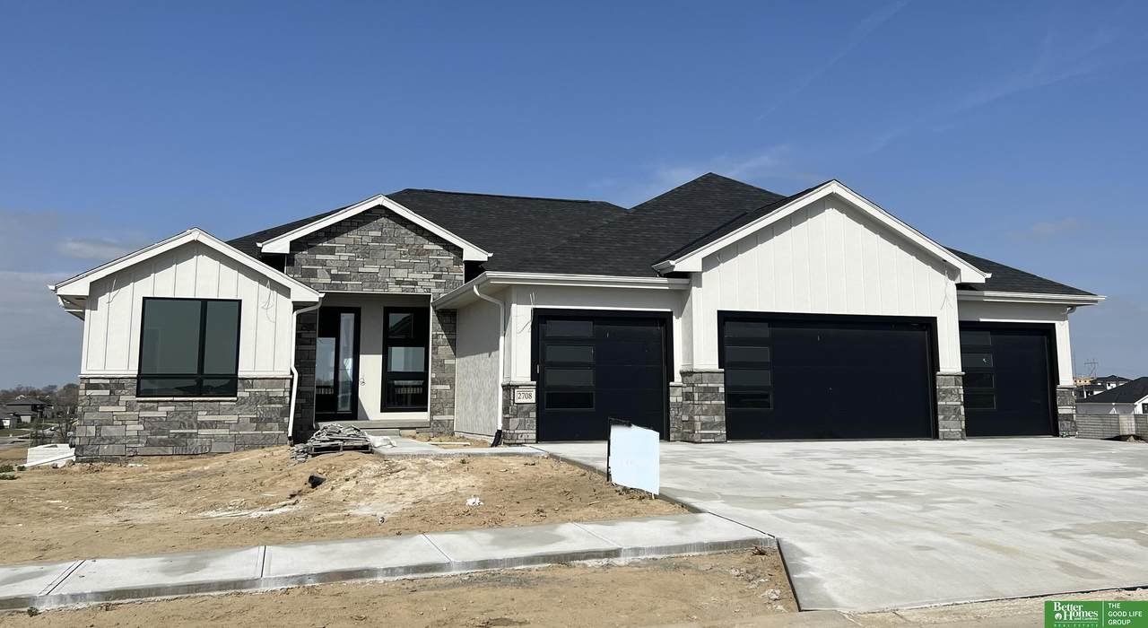 2708 181st Street - Photo 1