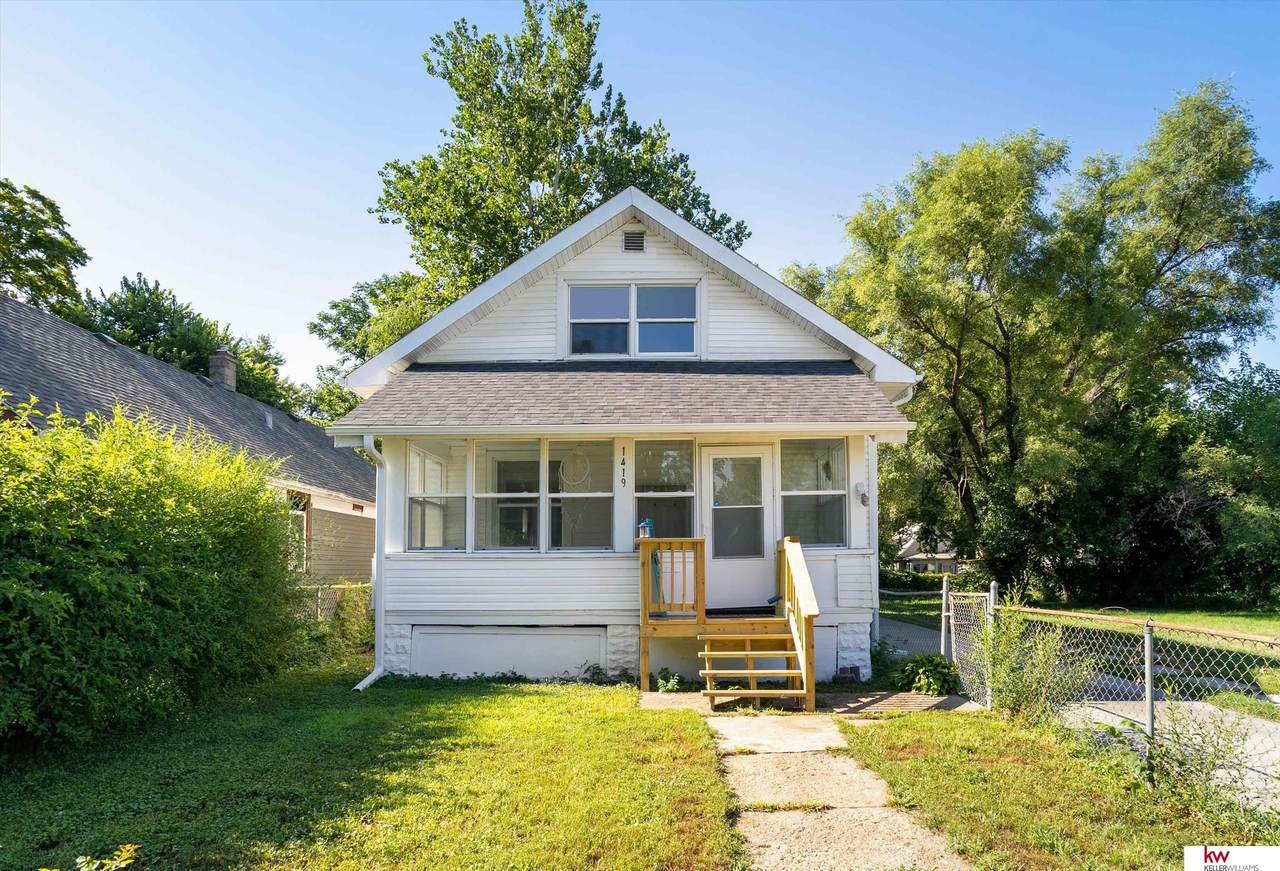 1419 Sherwood Avenue - Photo 1