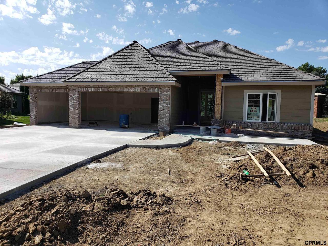 15517 Lakeside Plaza - Photo 1