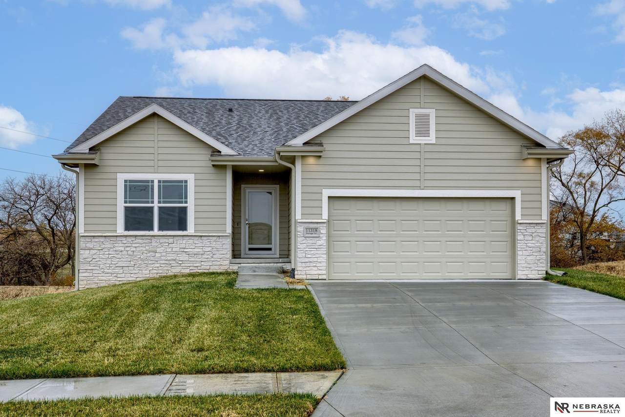 11318 Portage Circle - Photo 1