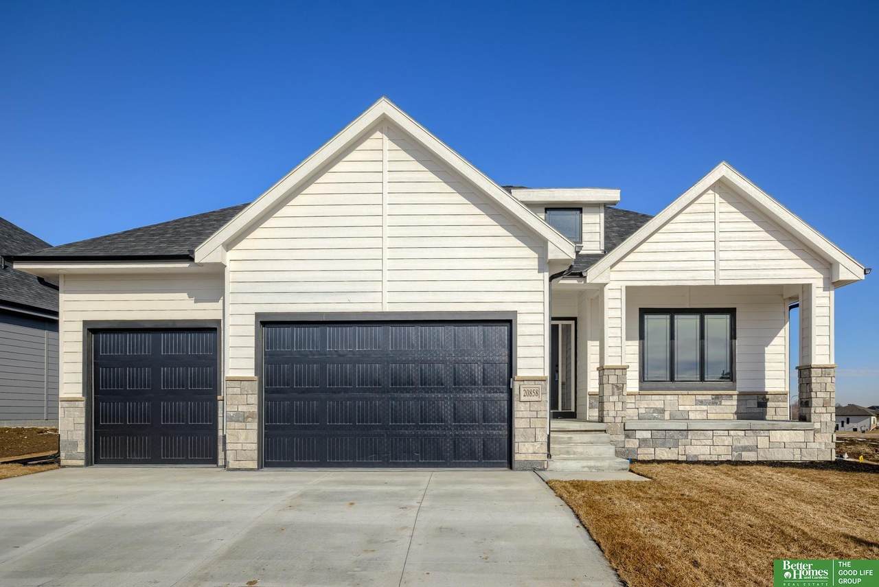 20858 Boulder Street - Photo 1