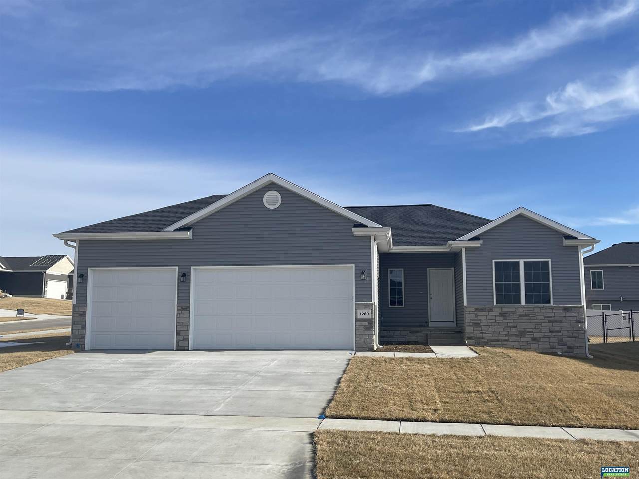 1280 Hickory Street - Photo 1