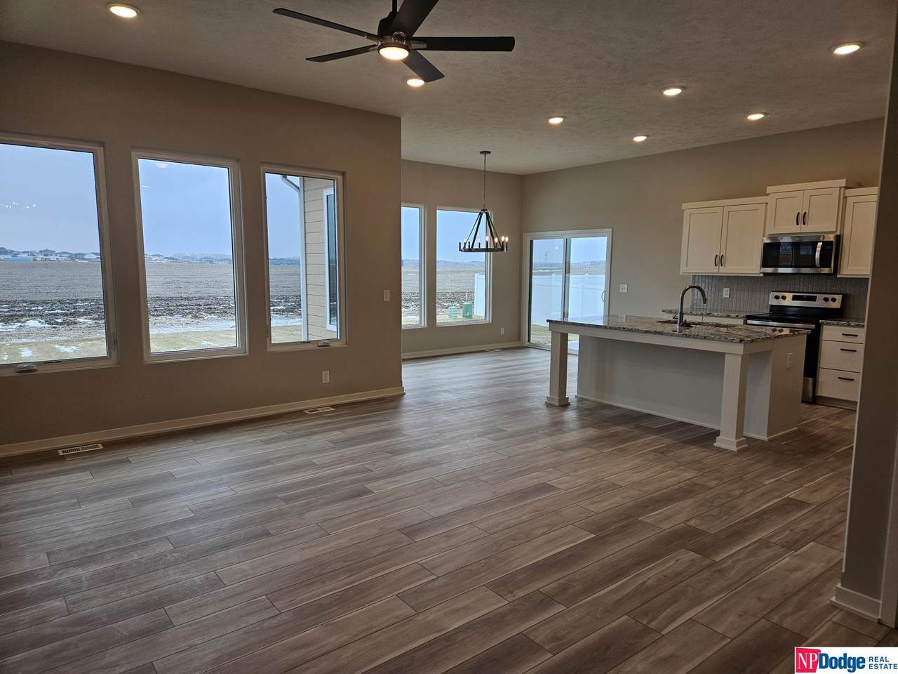 6568 200 Avenue - Photo 1