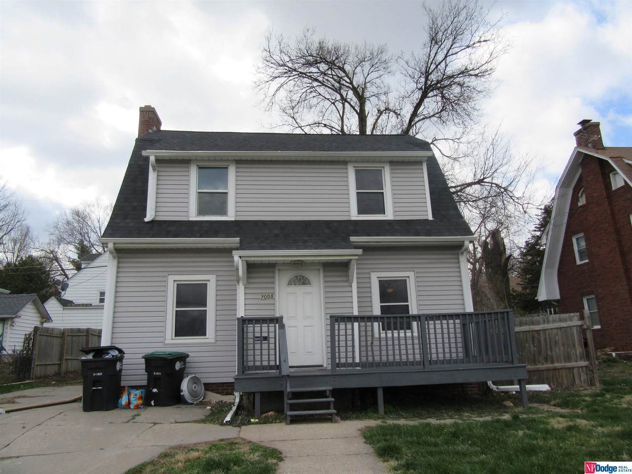 7008 30th Street - Photo 1