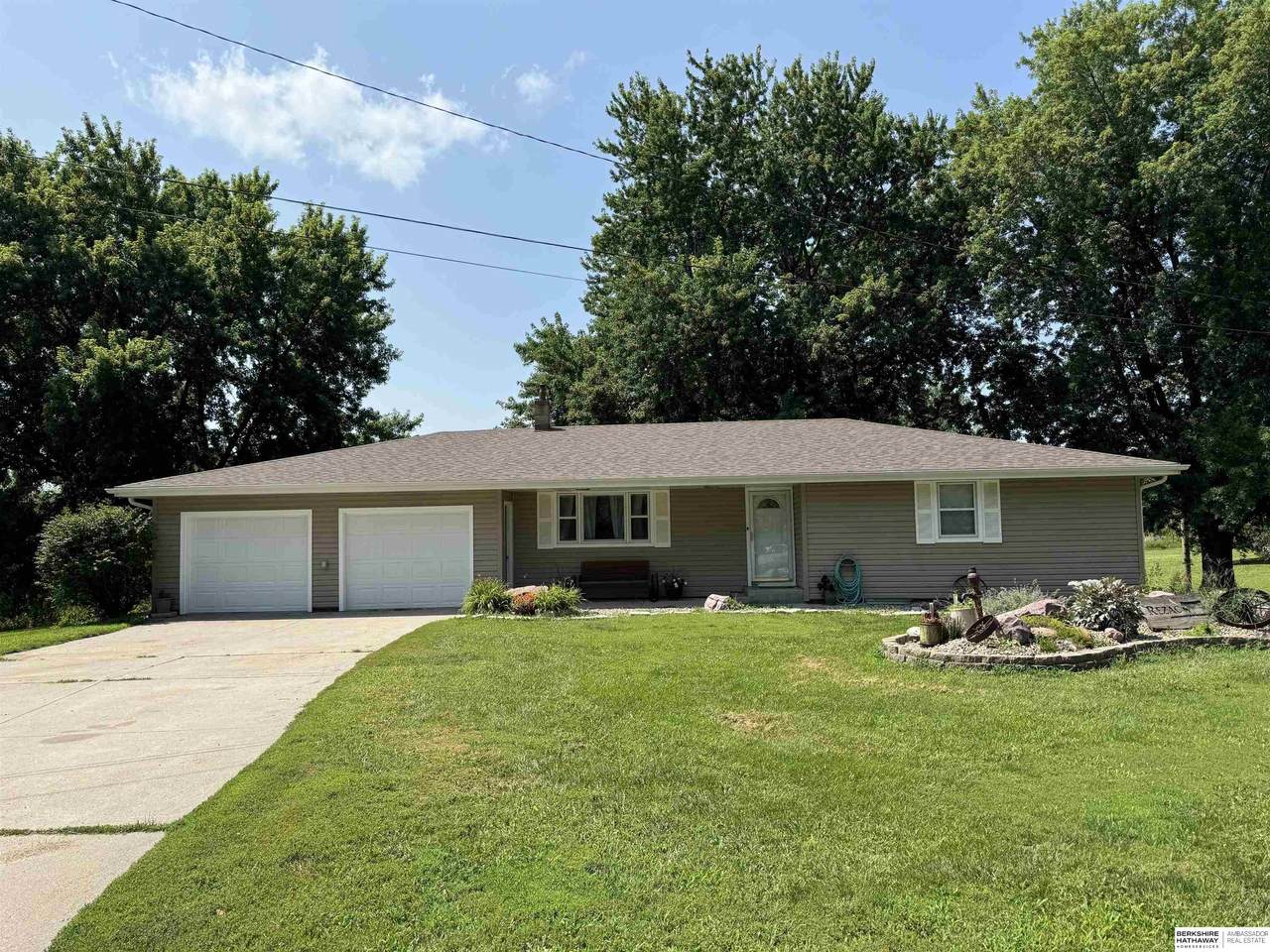 216 Pine Street - Photo 1