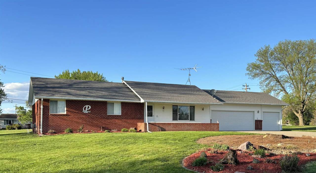 730 Lisa Lane - Photo 1