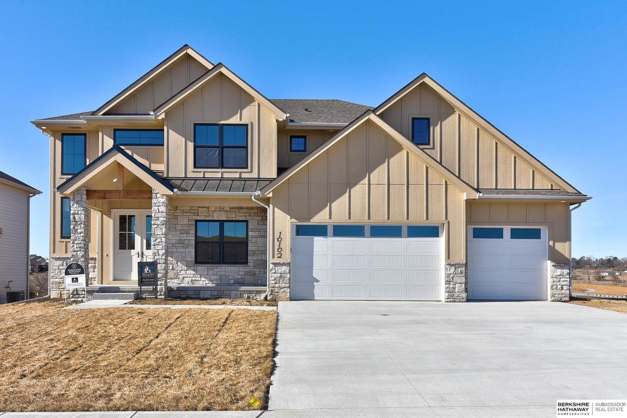 10102 118th Street - Photo 1