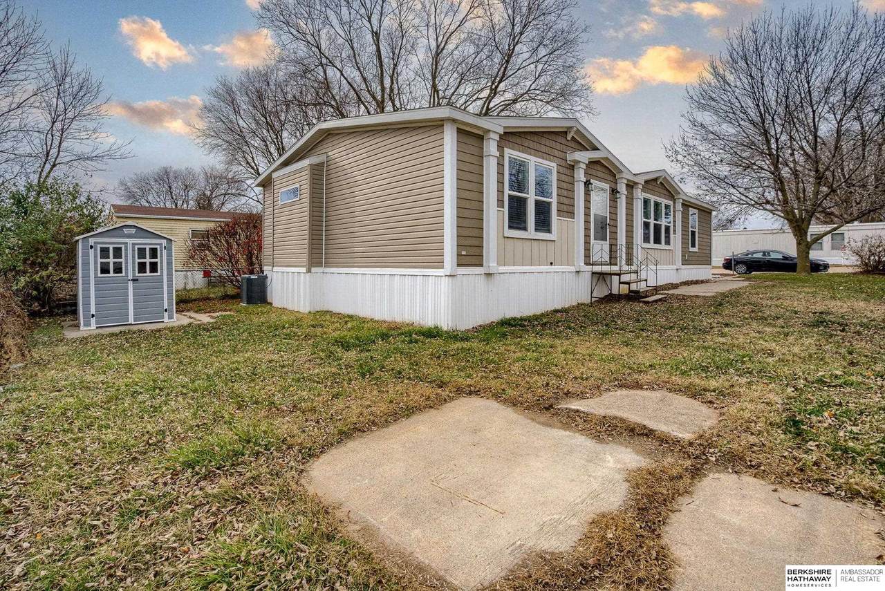 8580 Thompson Drive - Photo 1