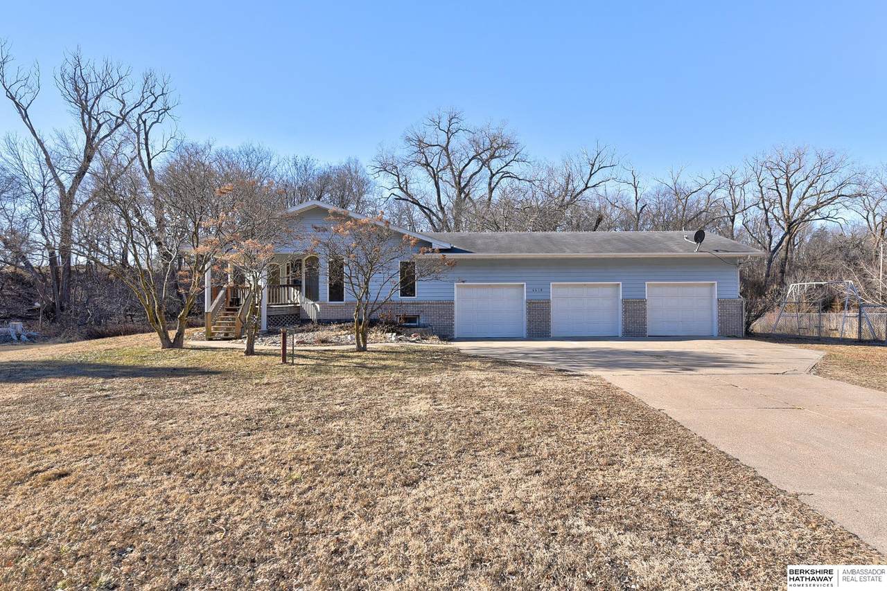 6610 245th Street - Photo 1