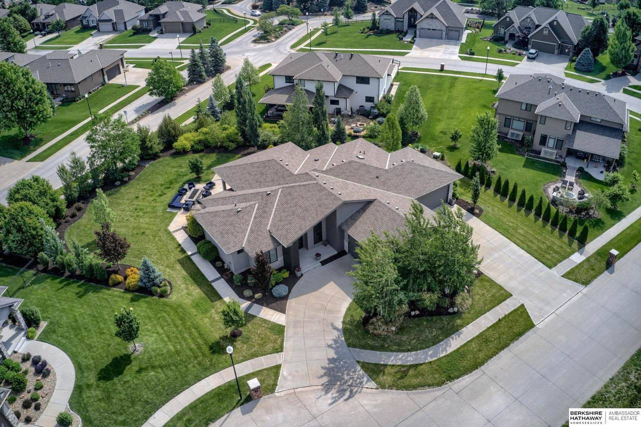 19606 Charles Circle - Photo 1