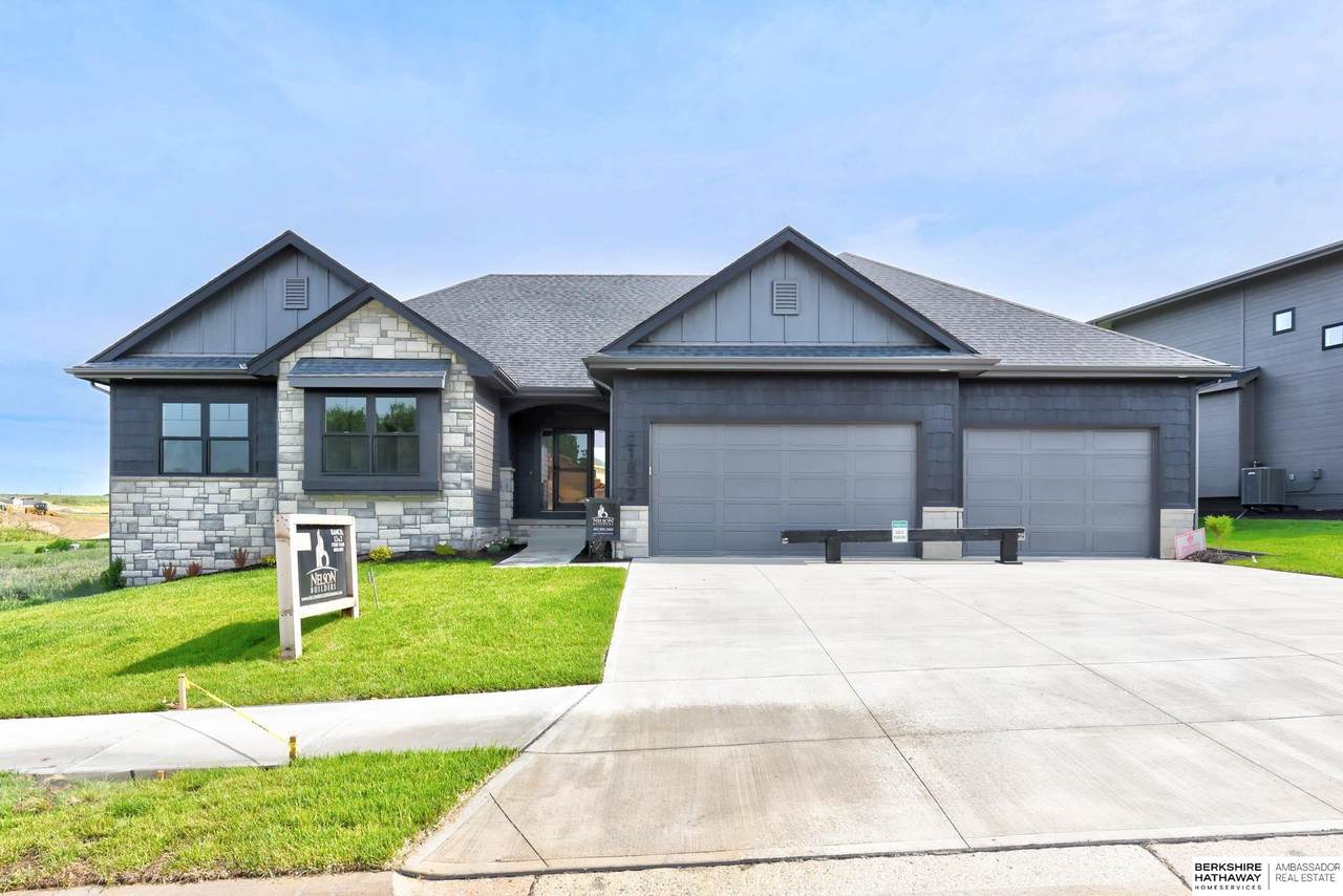21802 Parkview Drive - Photo 1