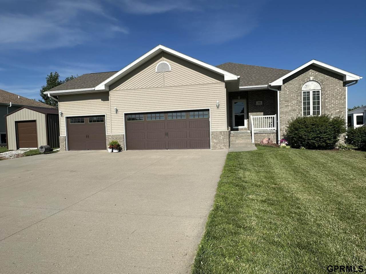 703 Shimerda Street - Photo 1
