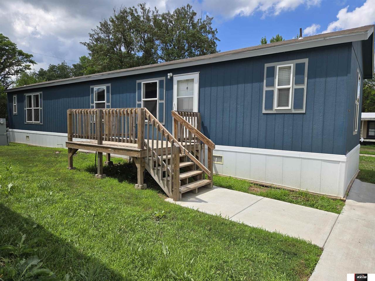 1905 15th Street - Photo 1