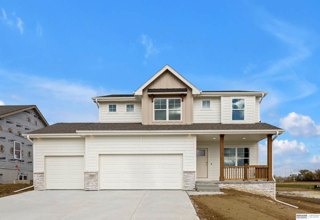 18414 Palisades Drive - Photo 1